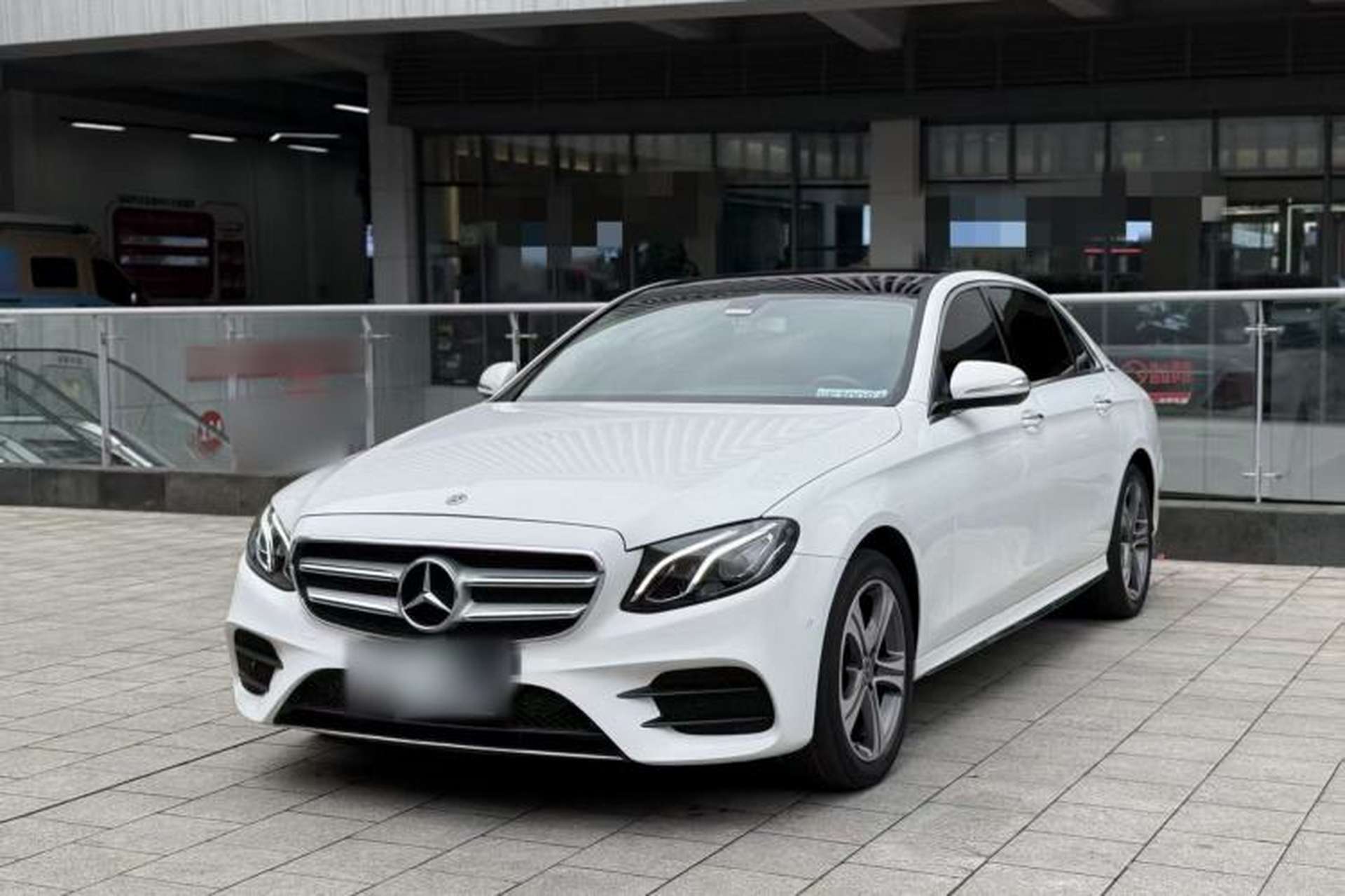Used Mercedes-Benz E-Class 2020 Facelift E 260 L Sport Edition Front Left 45 Deg