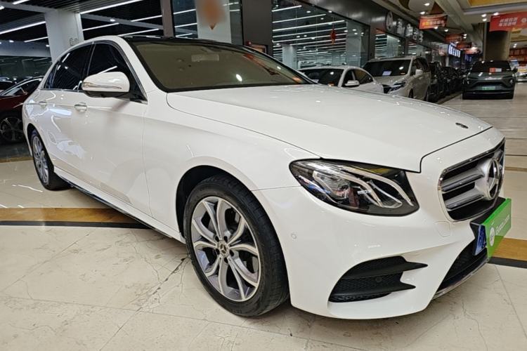 Used Mercedes-Benz E-Class 2020 E 300 L Sporty and Stylish Model Front Right 45 Deg