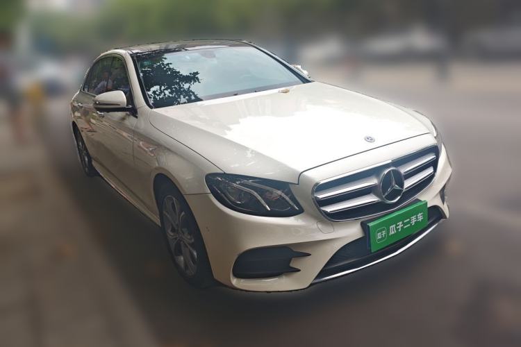 Used Mercedes-Benz E-Class 2020 E 300 L Sport Luxury Edition Front Right 45 Deg