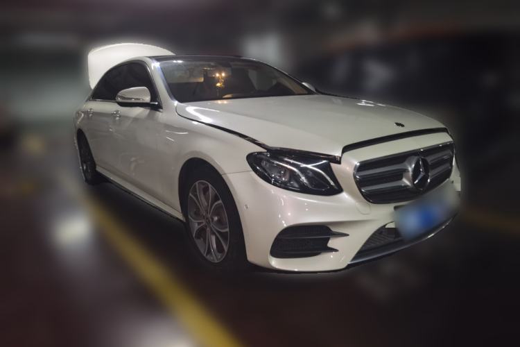 Used Mercedes-Benz E-Class 2020 E 300 L Sport Luxury Edition Front Right 45 Deg