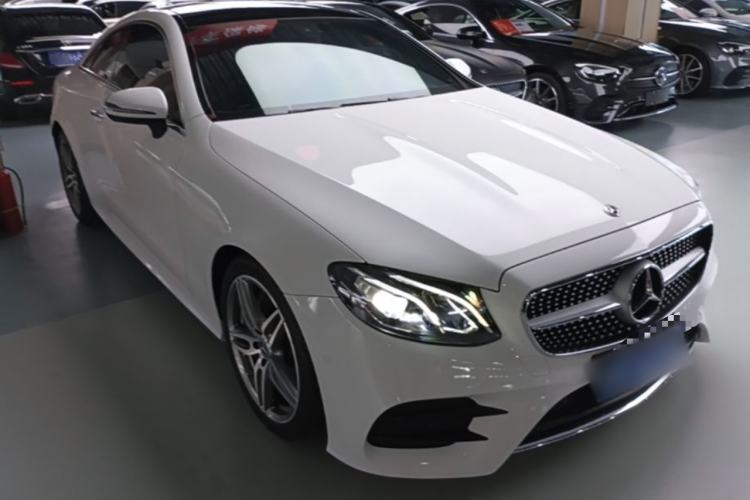 Used Mercedes-Benz E-Class 2020 E 260 Coupe Front Right 45 Deg