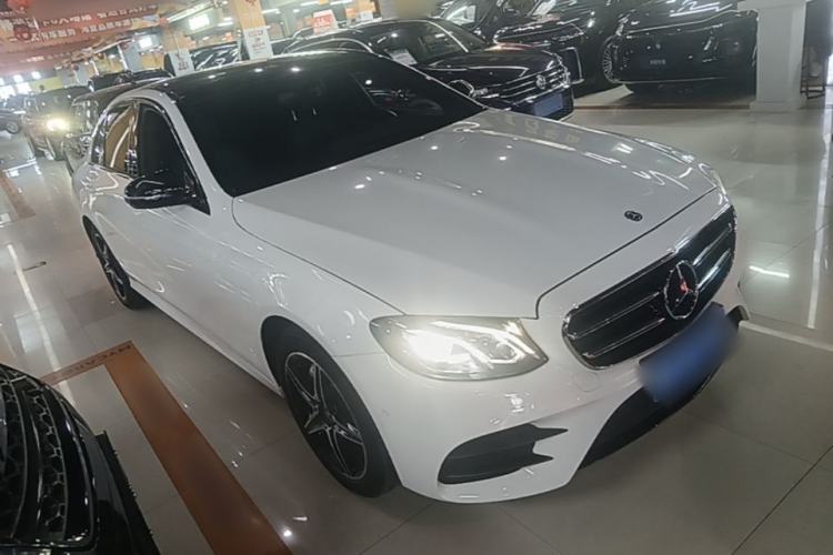 Used Mercedes-Benz E-Class 2020 E 260 Sport Edition Front Right 45 Deg
