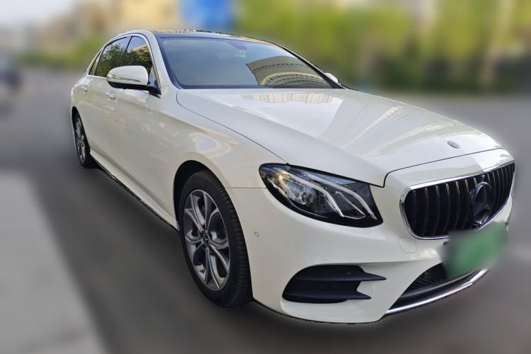 Used Mercedes-Benz E-Class 2020 E 300 L Sport Luxury Edition Front Right 45 Deg