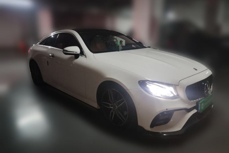 Used Mercedes-Benz E-Class 2020 E 260 Coupe Front Right 45 Deg