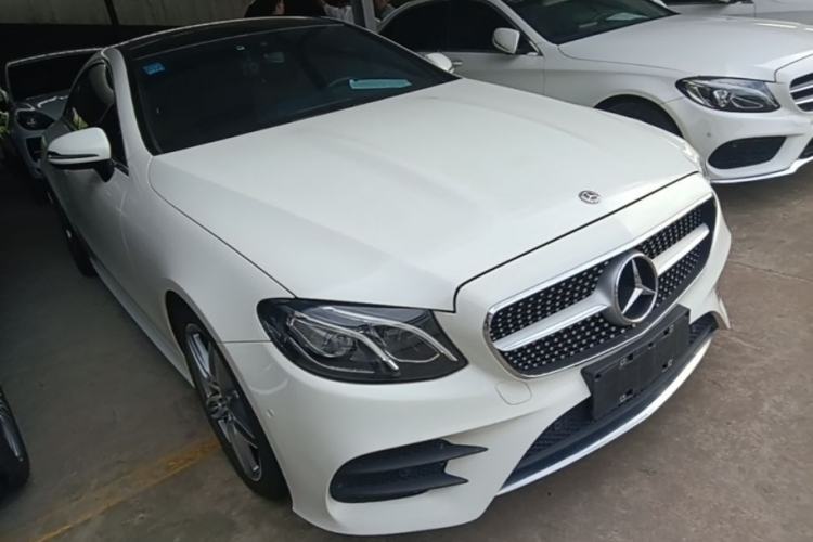 Used Mercedes-Benz E-Class 2020 E 260 Coupe Front Right 45 Deg