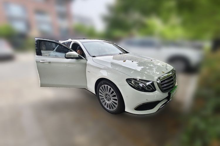 Used Mercedes-Benz E-Class 2020 E 300 L Luxury Model Front Right 45 Deg