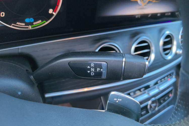 Used Mercedes-Benz E-Class 2020 E 260 L Sport Edition Gear Lever