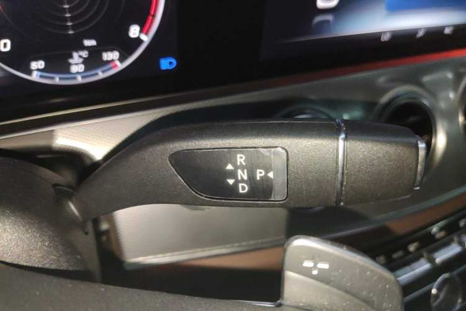 Used Mercedes-Benz E-Class 2020 Facelift E 260 Sport Edition Gear Lever