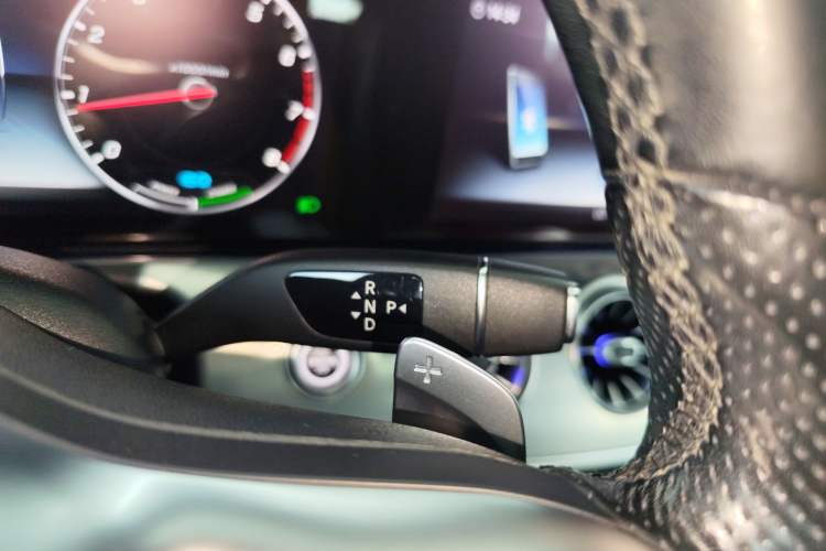 Used Mercedes-Benz E-Class 2020 E 260 Coupe Gear Lever