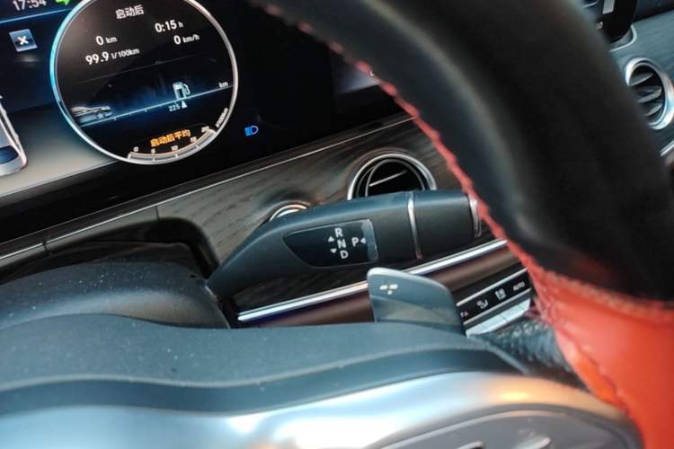 Used Mercedes-Benz E-Class 2020 Restyled E 300 L Sport Exclusive Edition Gear Lever