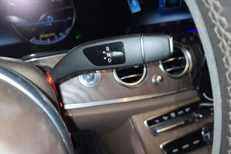 Used Mercedes-Benz E-Class 2020 Facelift E 300 L Stylish Edition Gear Lever