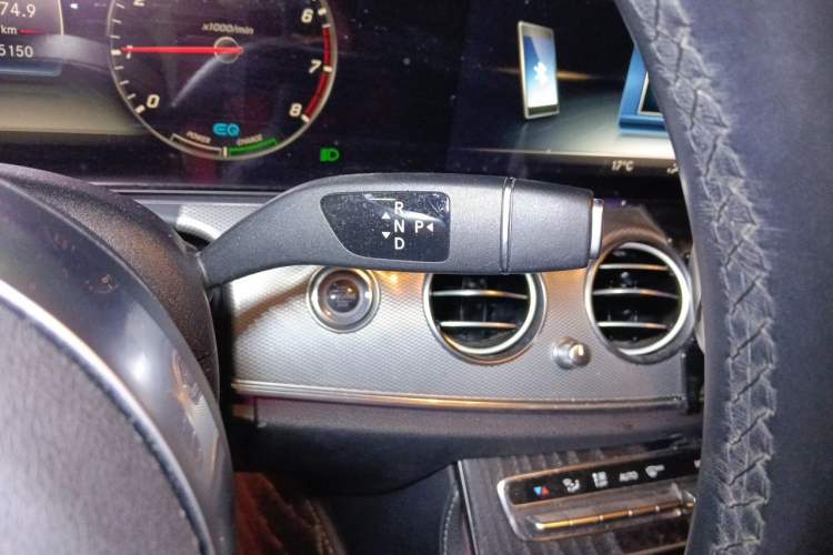 Used Mercedes-Benz E-Class 2020 Facelift E 260 Sport Edition Gear Lever