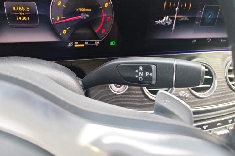Used Mercedes-Benz E-Class 2020 E 300 L Sporty and Stylish Model Gear Lever