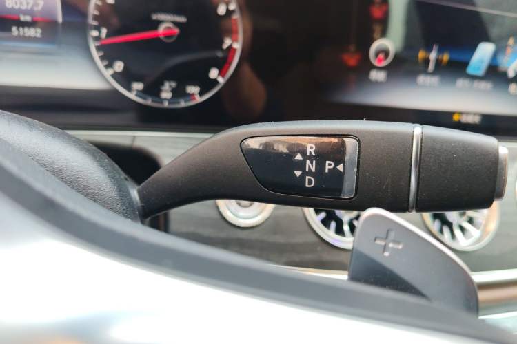 Used Mercedes-Benz E-Class 2020 Restyled E 300 L Sporty and Stylish Edition Gear Lever
