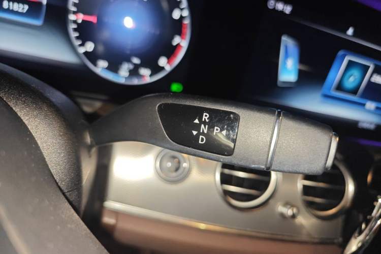 Used Mercedes-Benz E-Class 2020 E 260 Sport Edition Gear Lever