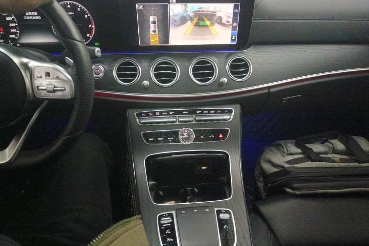 Used Mercedes-Benz E-Class 2020 Facelift E 260 L Sport Edition Gear Lever