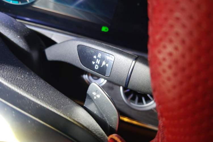 Used Mercedes-Benz E-Class 2020 Restyled E 300 L Sport Exclusive Edition Gear Lever