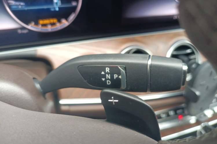 Used Mercedes-Benz E-Class 2020 E 300 L Luxury Model Gear Lever