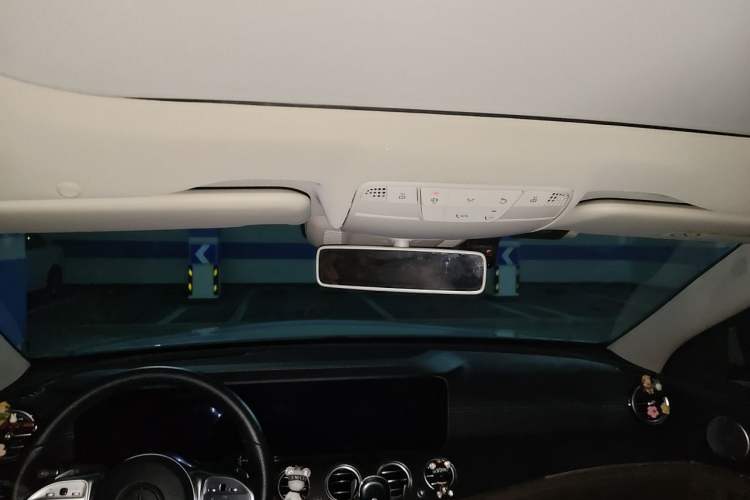 Used Mercedes-Benz E-Class 2020 Restyled E 300 L Sport Exclusive Edition Headliner