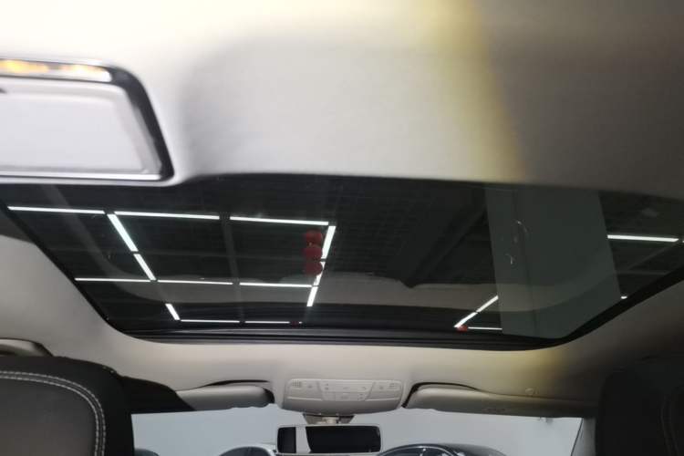 Used Mercedes-Benz E-Class 2020 Restyled E 300 L Sporty and Stylish Edition Headliner