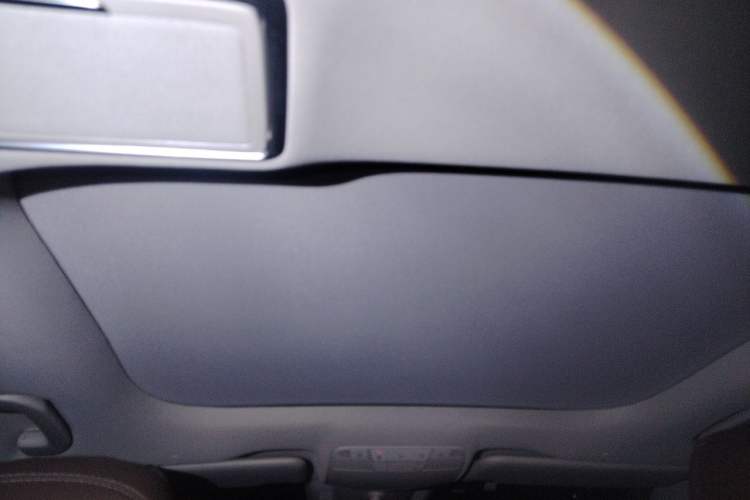 Used Mercedes-Benz E-Class 2020 Restyled E 300 L Sport Exclusive Edition Headliner
