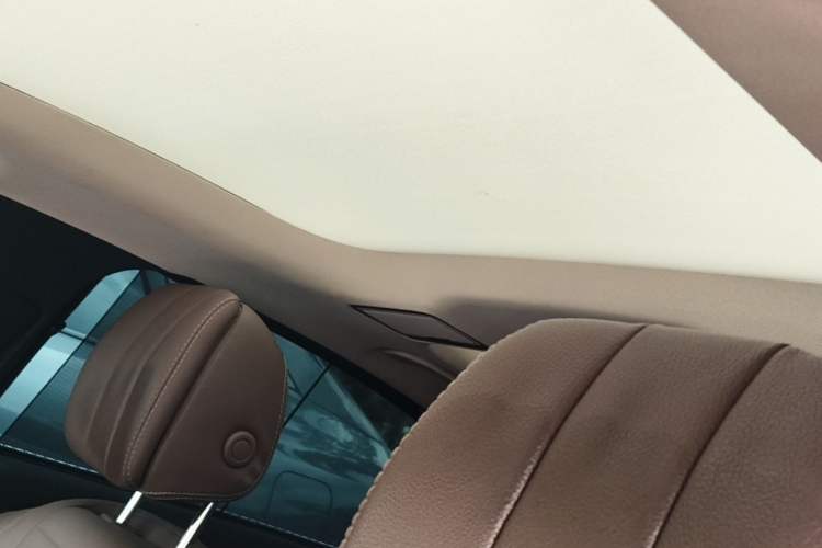 Used Mercedes-Benz E-Class 2020 Restyled E 300 L Sport Exclusive Edition Headliner