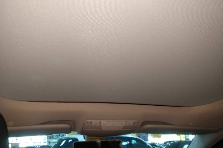 Used Mercedes-Benz E-Class 2020 E 300 L Sporty and Stylish Model Headliner
