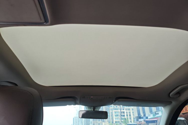 Used Mercedes-Benz E-Class 2020 E 300 L Sport Luxury Edition Headliner