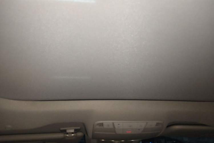Used Mercedes-Benz E-Class 2020 Restyled E 300 L Sport Exclusive Edition Headliner