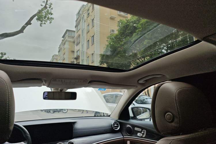 Used Mercedes-Benz E-Class 2020 Restyled E 300 L Sporty and Stylish Edition Headliner