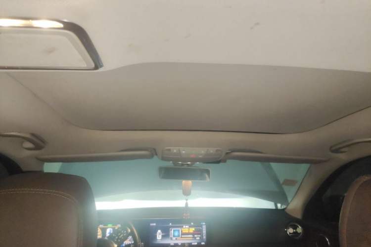 Used Mercedes-Benz E-Class 2020 Facelift E 260 L Sport Edition Headliner