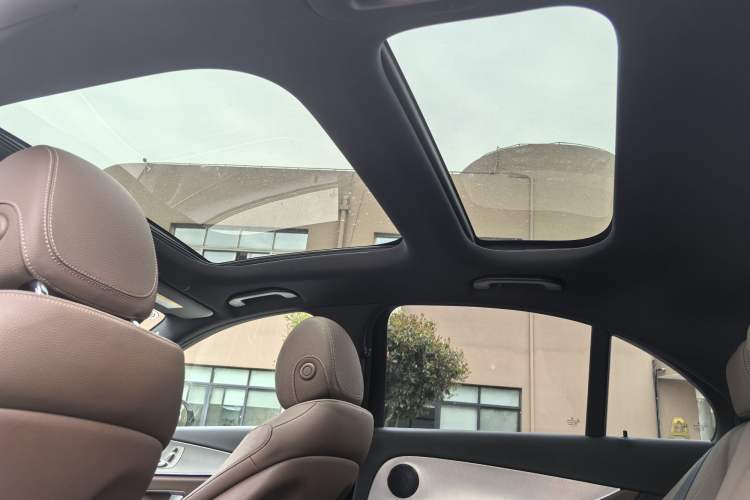 Used Mercedes-Benz E-Class 2020 E 260 Sport Edition Headliner