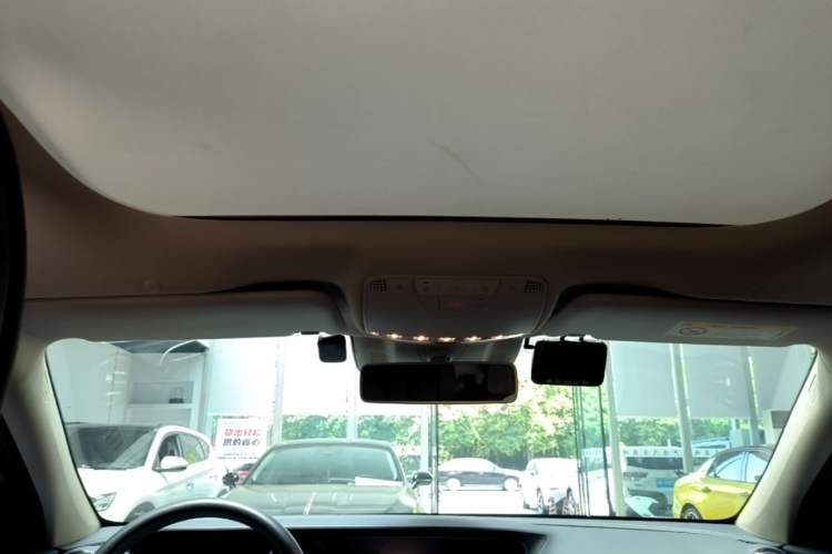 Used Mercedes-Benz E-Class 2020 Restyled E 300 L Exclusive Edition Headliner