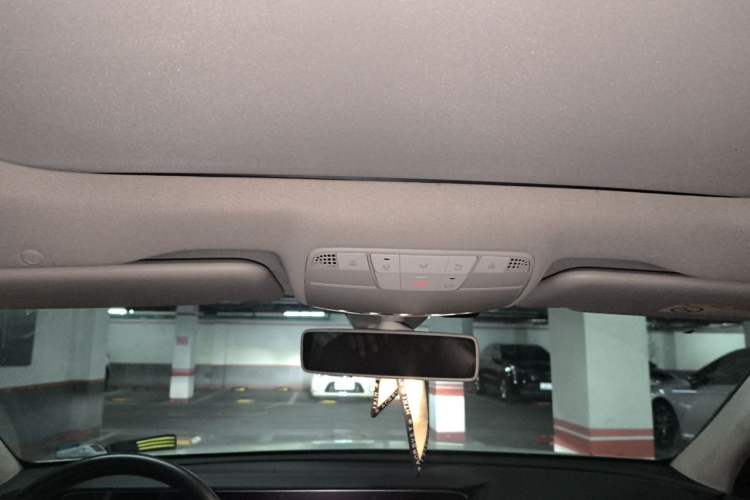 Used Mercedes-Benz E-Class 2020 Restyled E 300 L Sporty and Stylish Edition Headliner