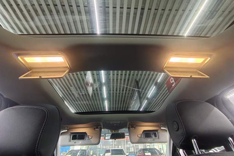Used Mercedes-Benz E-Class 2020 Facelift E 260 L Sport Edition Headliner