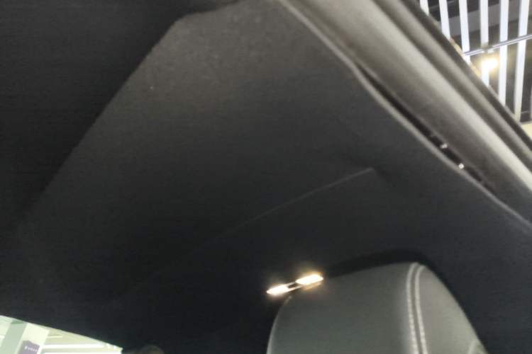 Used Mercedes-Benz E-Class 2020 E 260 Convertible Coupe Headliner