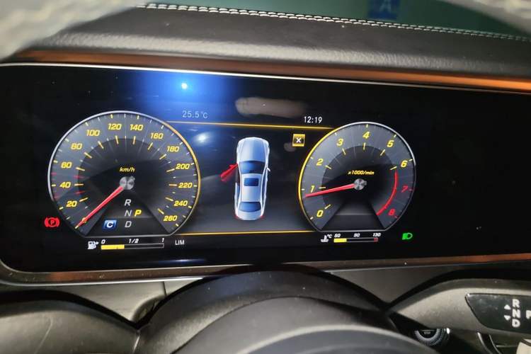 Used Mercedes-Benz E-Class 2020 Restyled E 300 L Sport Exclusive Edition Instrument Cluster