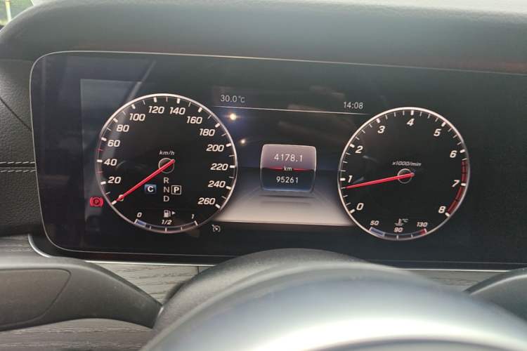 Used Mercedes-Benz E-Class 2020 Restyled E 300 L Sporty and Stylish Edition Instrument Cluster