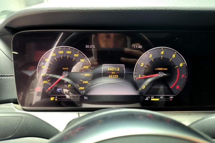 Used Mercedes-Benz E-Class 2020 Restyled E 300 L Exclusive Edition Instrument Cluster
