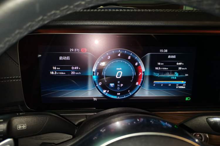Used Mercedes-Benz E-Class 2020 Restyled E 300 L Sporty and Stylish Edition Instrument Cluster
