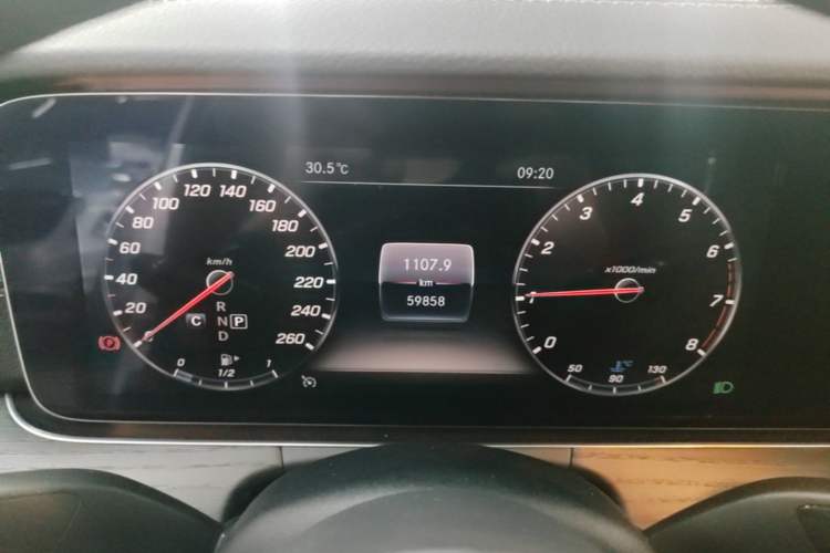 Used Mercedes-Benz E-Class 2020 Restyled E 300 L Sporty and Stylish Edition Instrument Cluster