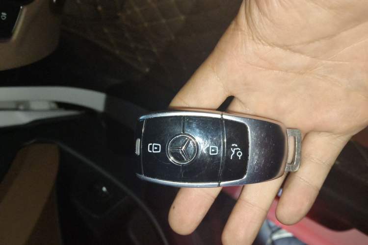 Used Mercedes-Benz E-Class 2020 Restyled E 300 L Sport Exclusive Edition Interior 1