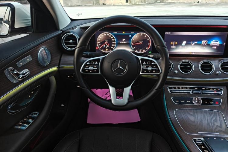 Used Mercedes-Benz E-Class 2020 E 300 L Luxury Model Interior 10