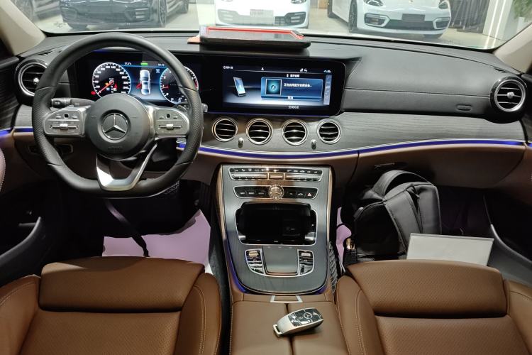 Used Mercedes-Benz E-Class 2020 Facelift E 260 L Sport Edition Interior 2