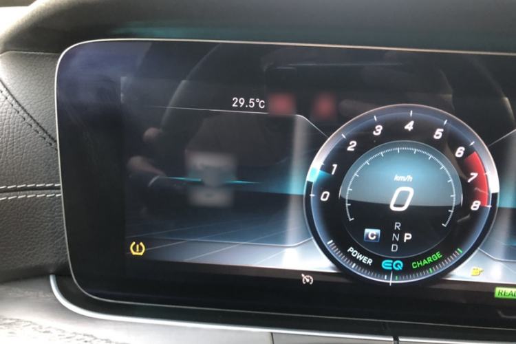Used Mercedes-Benz E-Class 2020 E 260 L Sport Edition Interior 3