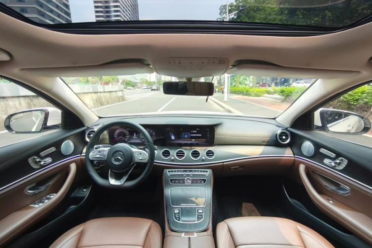 Used Mercedes-Benz E-Class 2020 E 300 L Sport Luxury Edition Interior 3