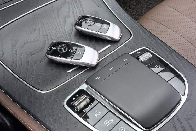 Used Mercedes-Benz E-Class 2020 E 260 Sport Edition Interior 4