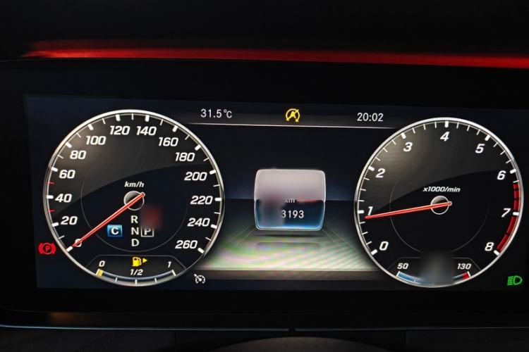 Used Mercedes-Benz E-Class 2020 E 300 L Luxury Model Interior 5