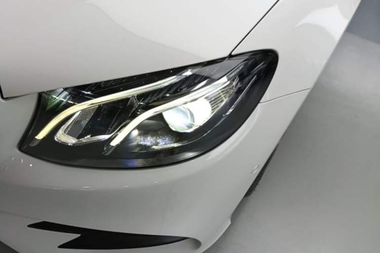 Used Mercedes-Benz E-Class 2020 E 260 Coupe Left Front Headlight