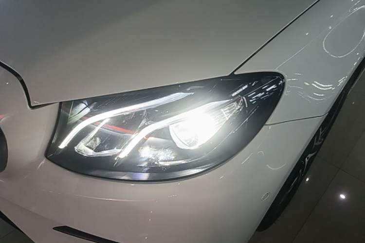 Used Mercedes-Benz E-Class 2020 E 260 Sport Edition Left Front Headlight